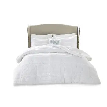 Celeste 5-Piece Ruffled Comforter Set in white